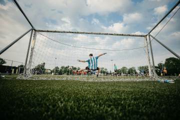 随着国米1-1，米兰2-1，意甲最新积分榜出炉：尤文欧冠资格悬了（配图示意）